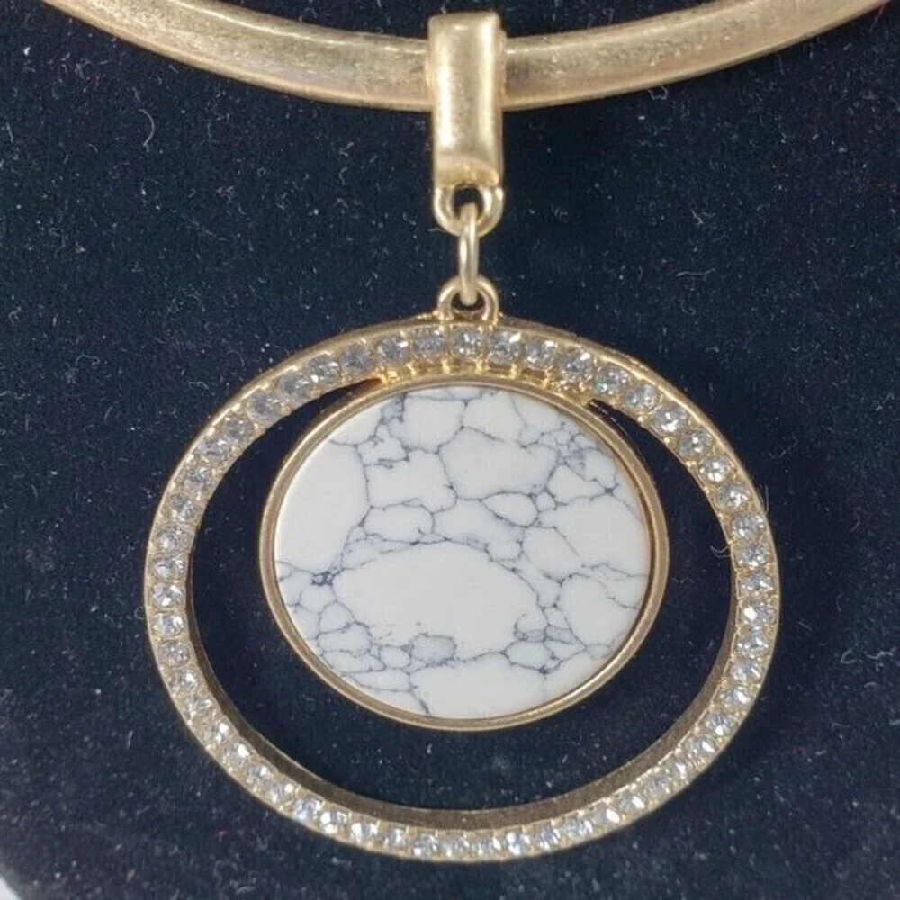 Gold Choker Necklace with Sparkly Crystal Hoop Round Rhinestone Pendant Jewelry